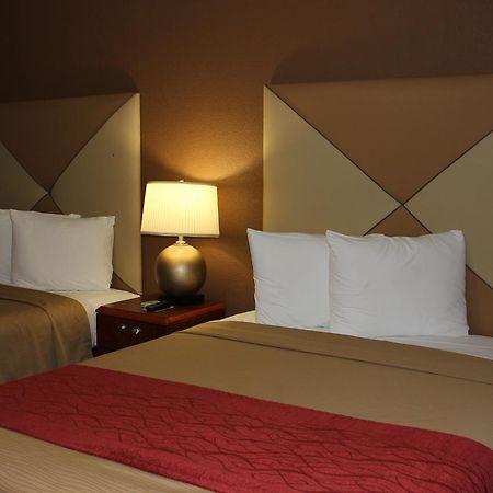 Econo Lodge Oskaloosa Экстерьер фото