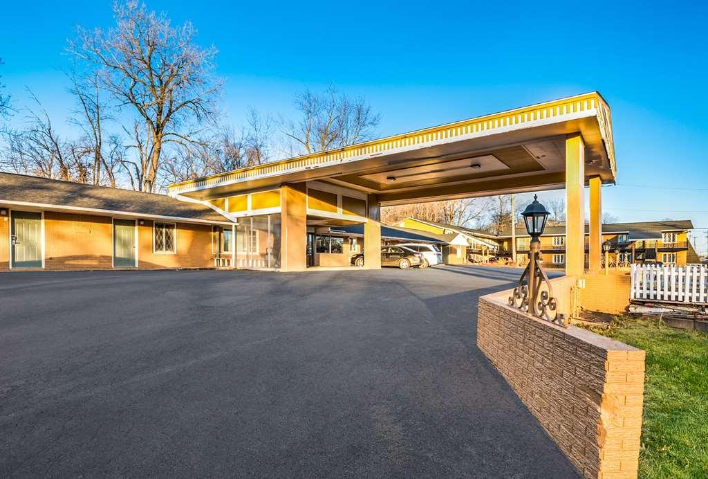 Econo Lodge Oskaloosa Экстерьер фото