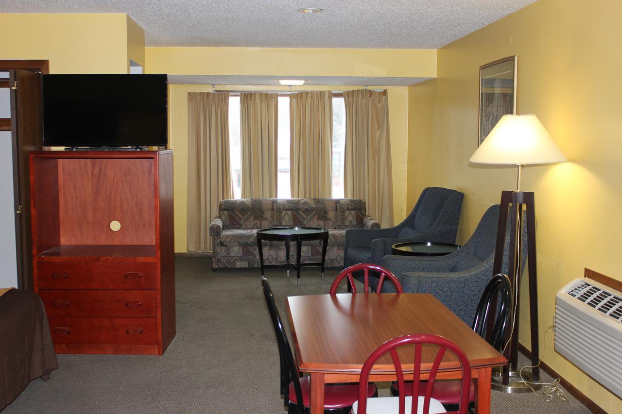 Econo Lodge Oskaloosa Экстерьер фото